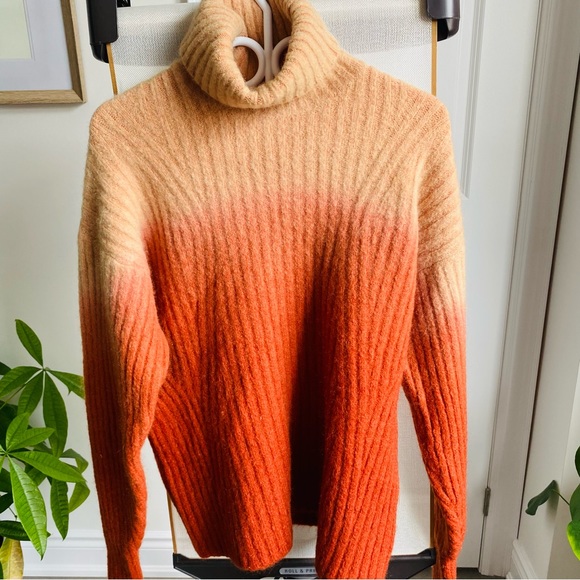 H&M Studio 2015 Collection Sweater - Picture 2 of 5